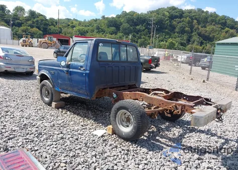 1993 Ford F150 z USA, uszkodzony, nr VIN 2FTEF14N1PCA13827